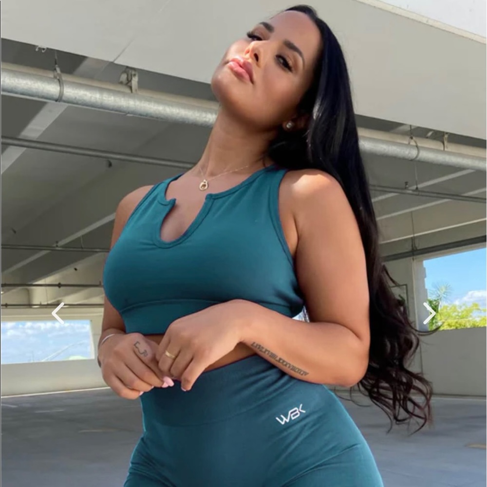WBK Fit plunge bra in teal